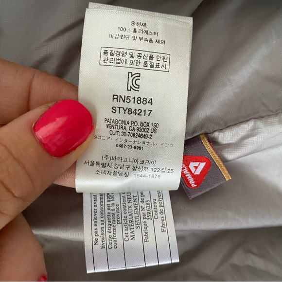 PATAGONIA • Women’s Nano Puff Jacket in Feather Gray, size XS - Picture 9 of 13